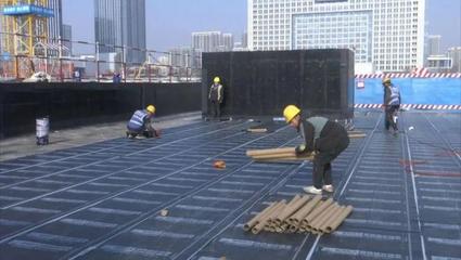 上合廣場項(xiàng)目進(jìn)入景觀綠化裝飾裝修階段